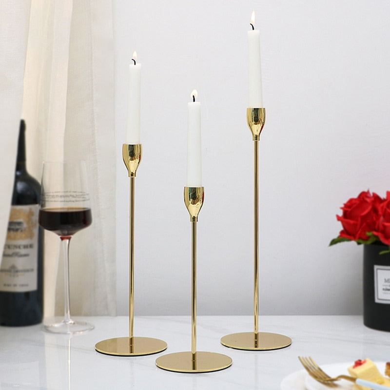 Castiçal em Metal para Decoração de Mesa